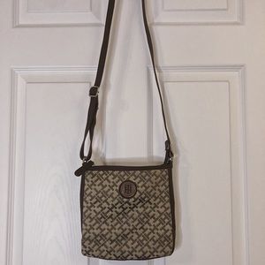 Tommy Hilfiger purse